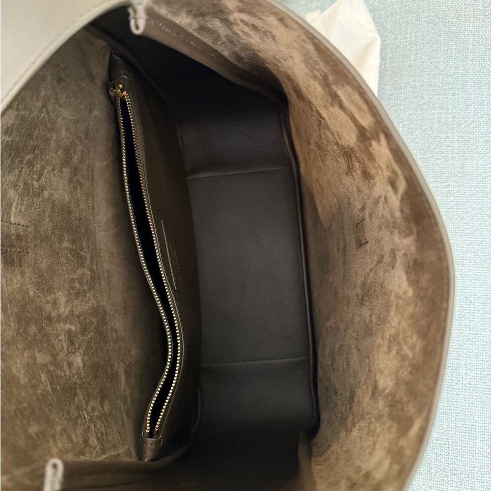 Saint Laurent Taupe Shoulder Bag with Gold Accent - Picture 6 of 11